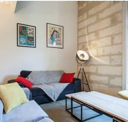 Appartement Duplex Haussmannien *