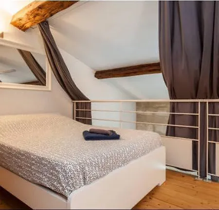 Duplex Haussmannien